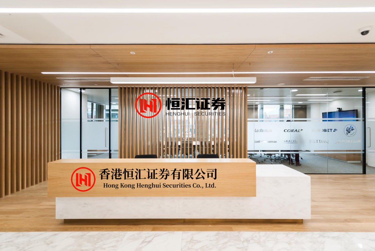 高开网 特朗普称将伊朗局势称为“军事冲突”而非“战争”有法律依据